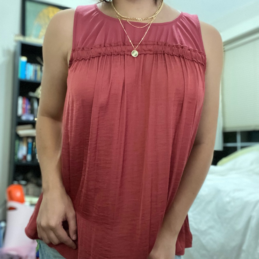 Vera Wang red blouse